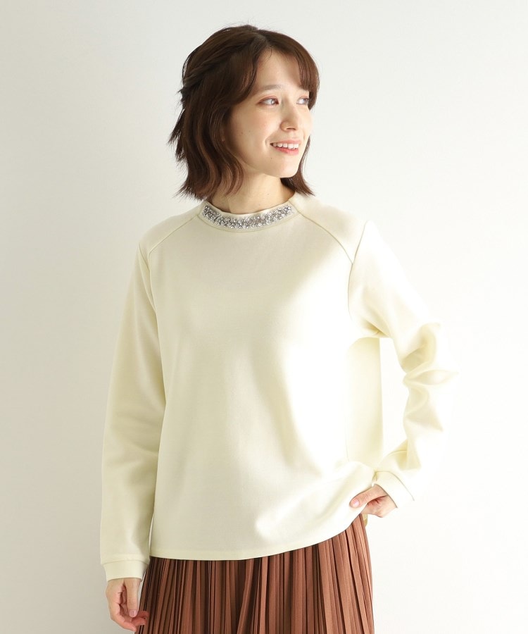 ローラアシュレイ(LAURA ASHLEY)の【セットアップ可／ビジュー付き／ウール混ポンチ】プルオーバー オフホワイト(003)