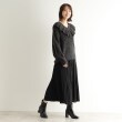 ローラアシュレイ(LAURA ASHLEY)の【ウール混／オーバーサイズ】ラッフルフリル Vネックニット2