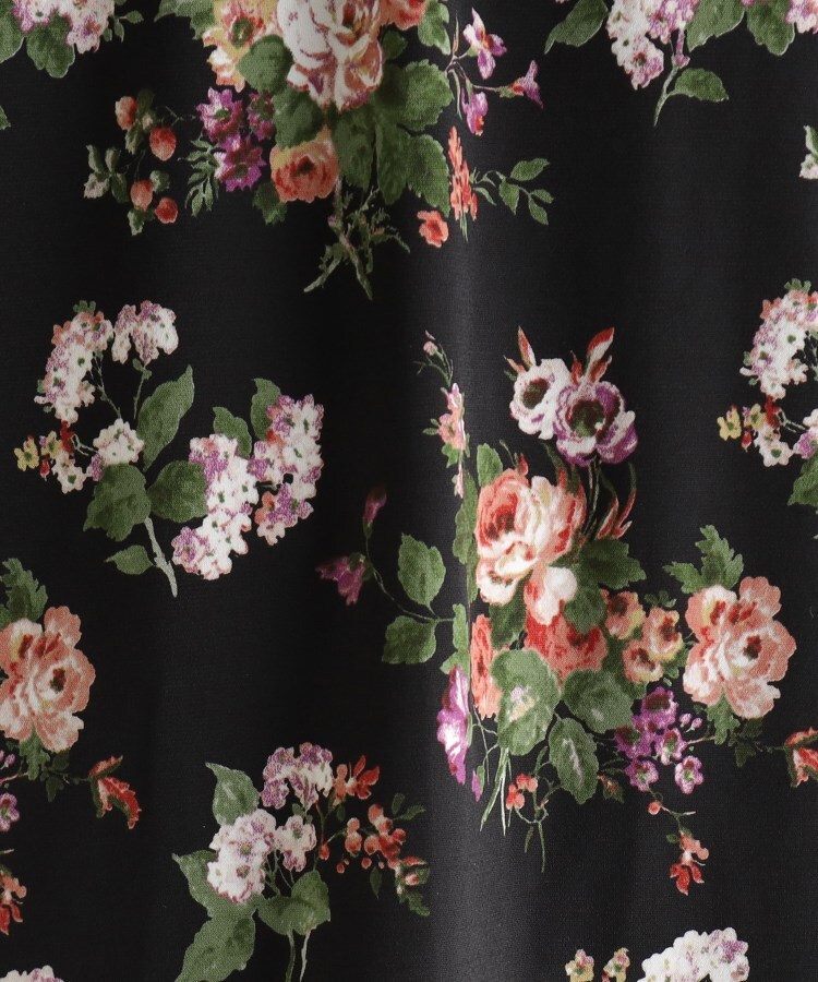 ローラアシュレイ(LAURA ASHLEY)の【洗える／ジャージ素材／同柄アイテムあり】ローズモア柄 プルオーバー4
