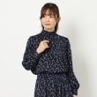 ローラアシュレイ(LAURA ASHLEY)の【洗える/2WAY/同柄アイテムあり】マノーローズ柄ブラウス20