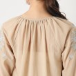 ローラアシュレイ(LAURA ASHLEY)の【刺繍入り／コットン100％／洗える】エロンビーポージー柄ブラウス17