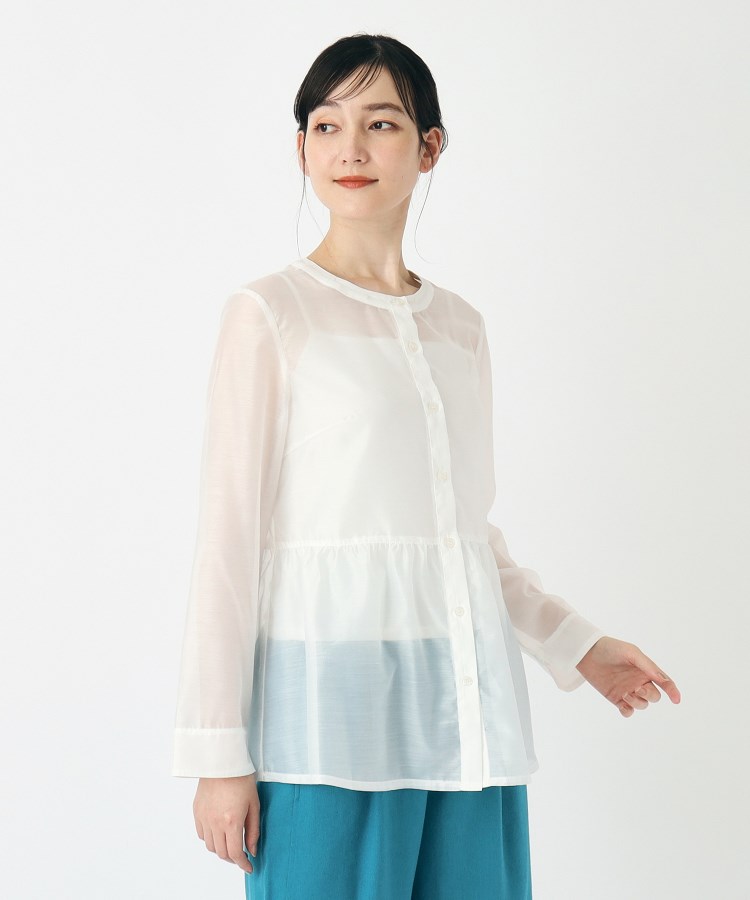 ローラアシュレイ(LAURA ASHLEY)の【大人気につき追加！洗える／シアー／羽織に使える】ペプラムブラウス オフホワイト(003)