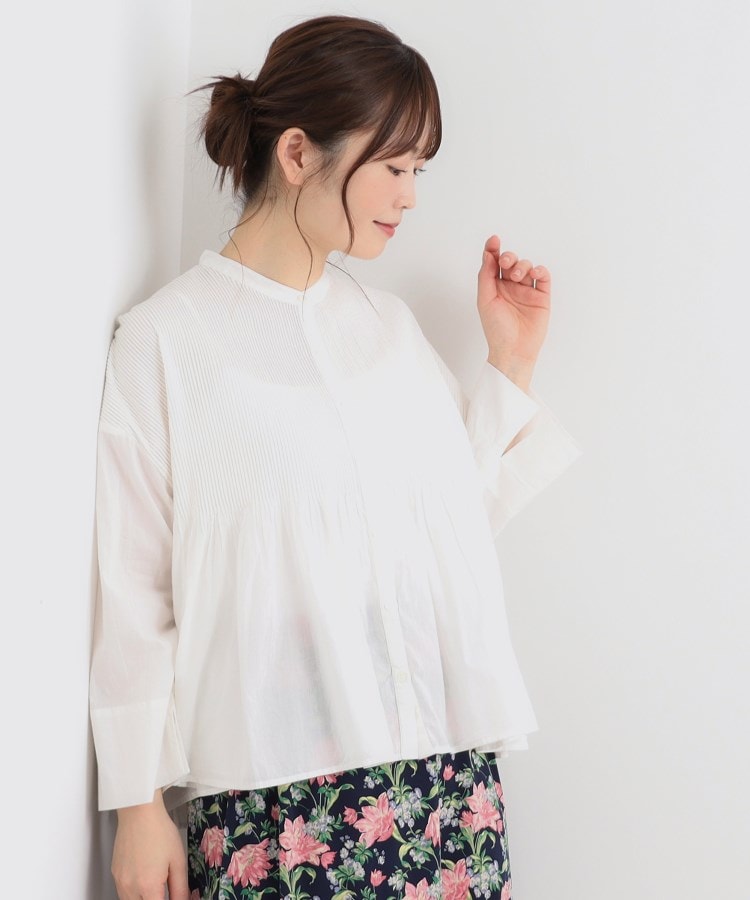 ローラアシュレイ(LAURA ASHLEY)の【コットン100％／羽織に使える】ピンタックフレアブラウス2