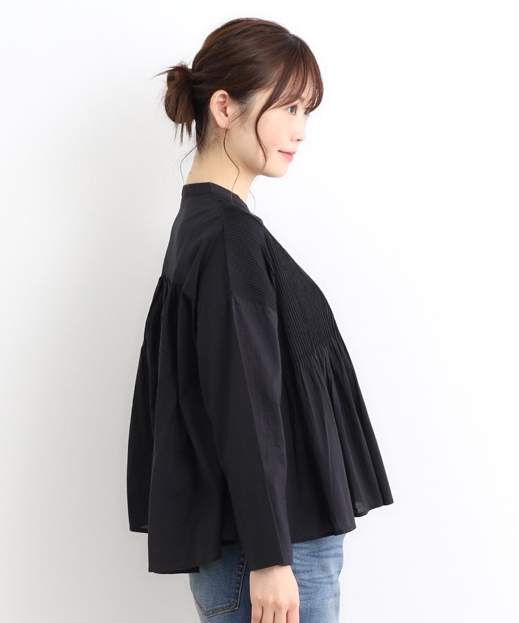 ローラアシュレイ(LAURA ASHLEY)の【コットン100％／羽織に使える】ピンタックフレアブラウス10