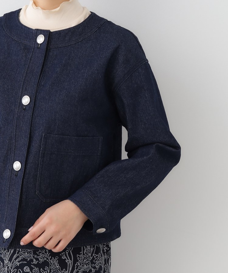 ローラアシュレイ(LAURA ASHLEY)の【洗える/コットン100%/ポケット付き】ノーカラーデニムジャケット9