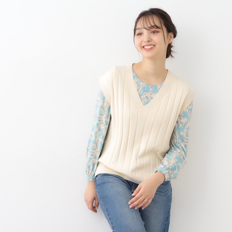 ローラアシュレイ(LAURA ASHLEY)の太リブ編みVネックベスト ベスト
