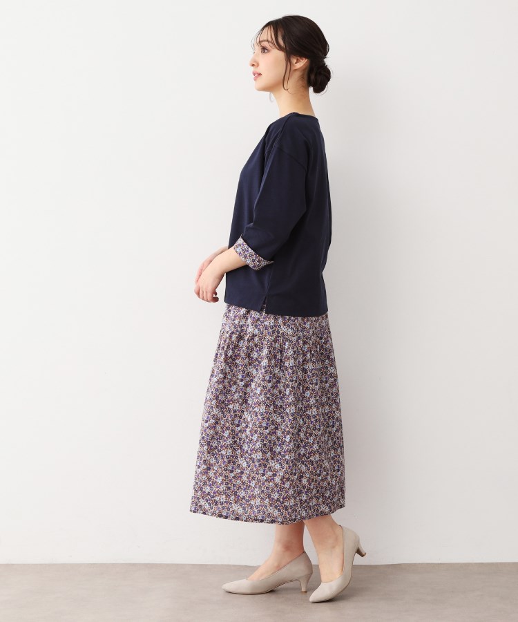 ローラアシュレイ(LAURA ASHLEY)の【洗える／コットン100％／同柄アイテムあり】アマイア ディッツィー柄袖見返しプルオーバー11