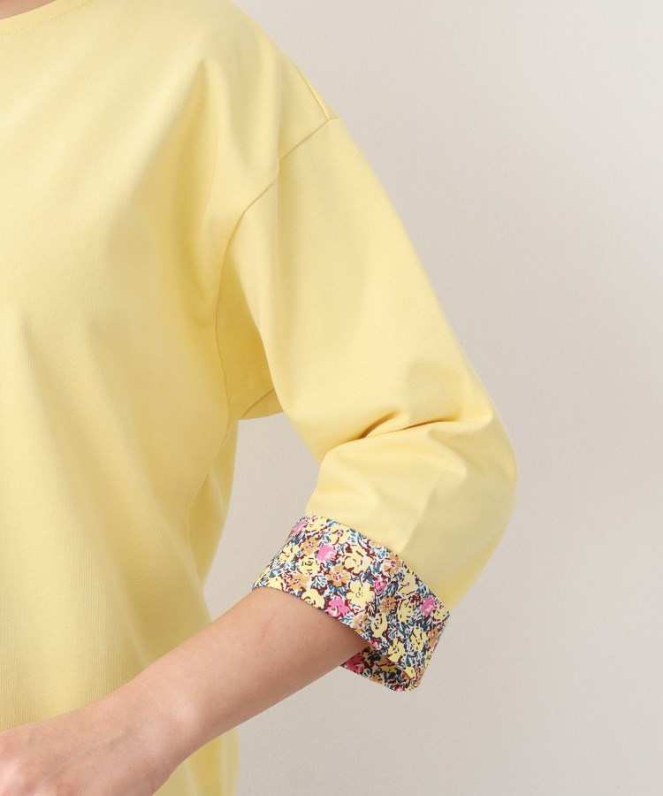 ローラアシュレイ(LAURA ASHLEY)の【洗える／コットン100％／同柄アイテムあり】アマイア ディッツィー柄袖見返しプルオーバー17