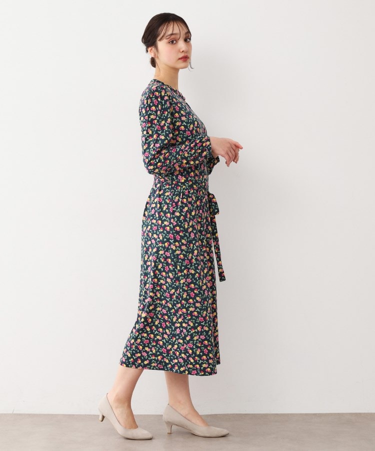 ローラアシュレイ(LAURA ASHLEY)の【ジャージ素材／洗える／同柄アイテムあり】ポリアンサス柄ワンピース2