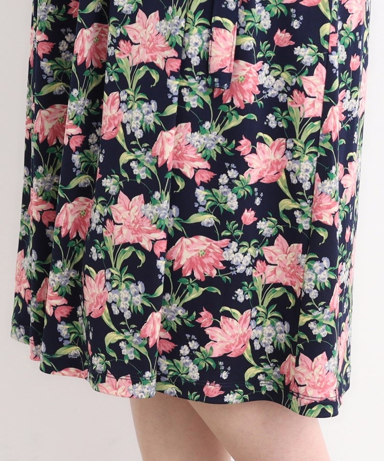 ローラアシュレイ(LAURA ASHLEY)の【洗える／ジャージ素材／同柄アイテムあり】シャーボーン柄ワンピース15