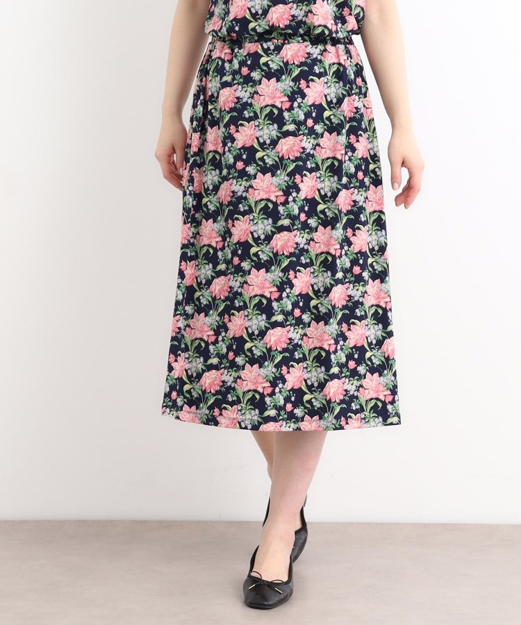 Laura Ashley(ローラ アシュレイ)の通販 | レディースの Laura Ashley(ローラ アシュレイ)の通販 | レディースの