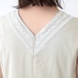 ローラアシュレイ(LAURA ASHLEY)の【コットン100％／インド綿／刺繍入り】Vネックワンピース17