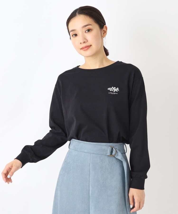 ローラアシュレイ(LAURA ASHLEY)の【洗える】ブランブルロングTシャツ ブラック(019)