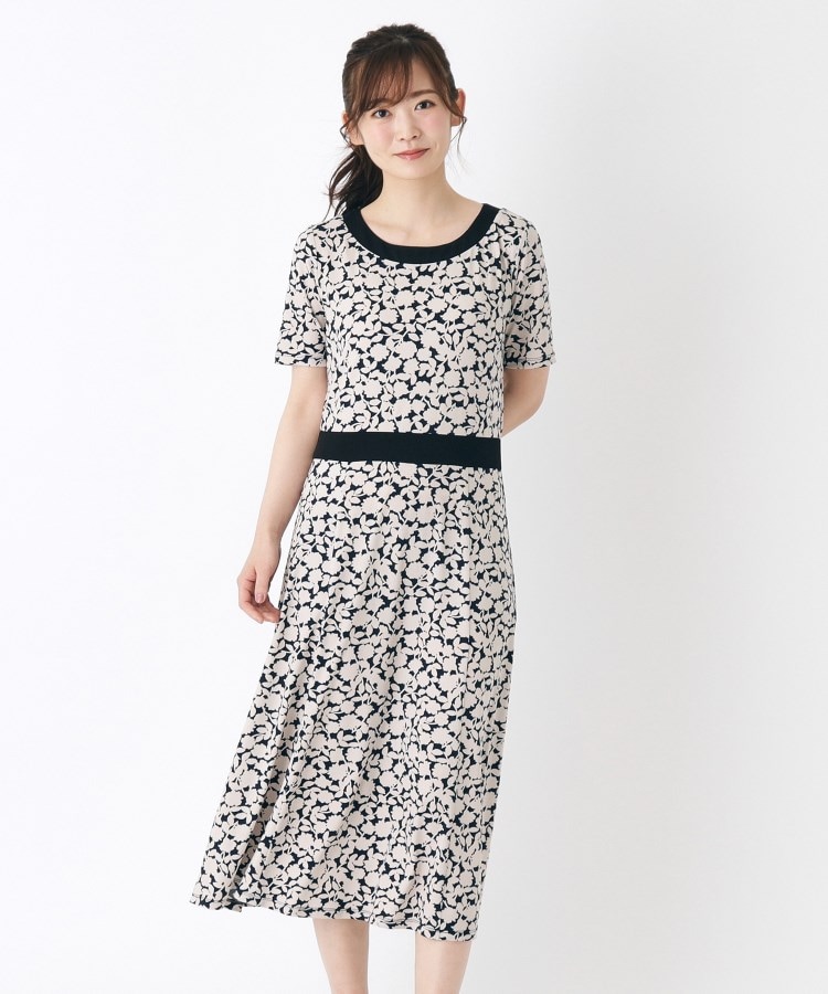 ローラアシュレイ(LAURA ASHLEY)の【WEB限定／ジャージ素材／同柄アイテムあり】シャドウ フローラル柄 ワンピース ネイビー