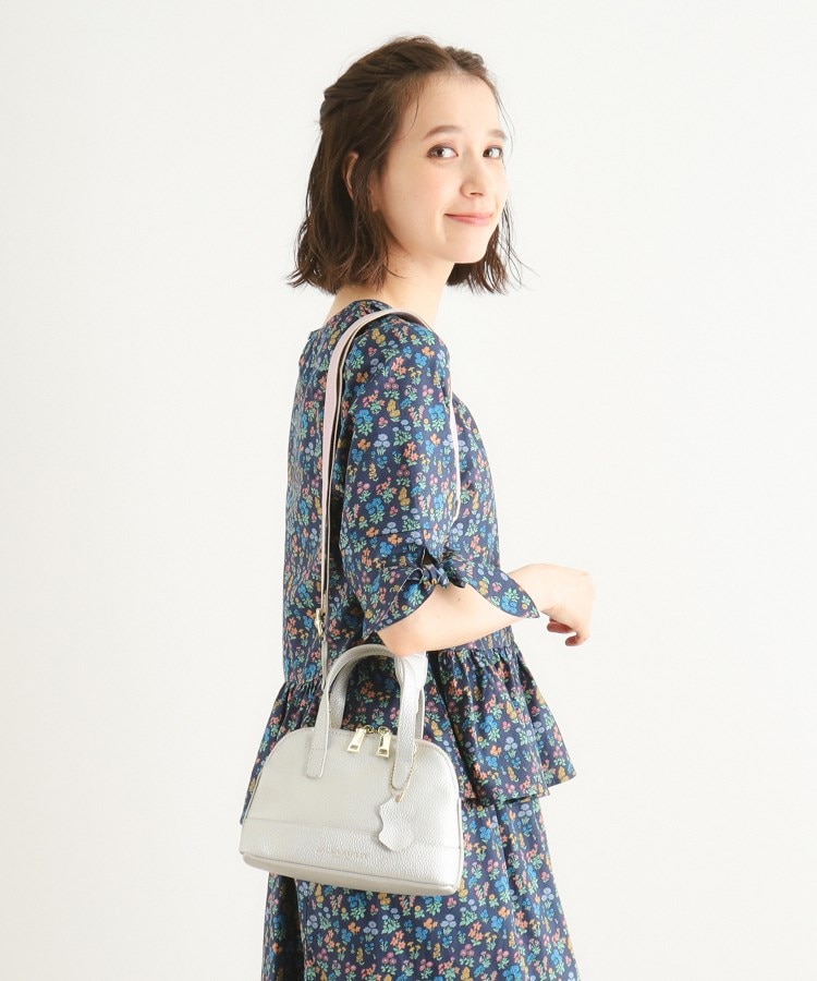 ローラアシュレイ(LAURA ASHLEY)の【牛革／ショルダー布ベルト付】レザーボウラーミニサッチェルバッグ5
