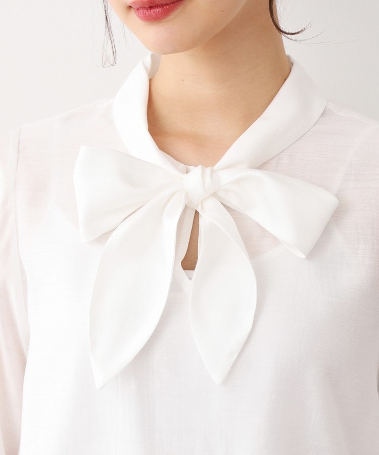ローラアシュレイ(LAURA ASHLEY)の【セレモニー可／洗える】ボウタイセミダルブラウス8
