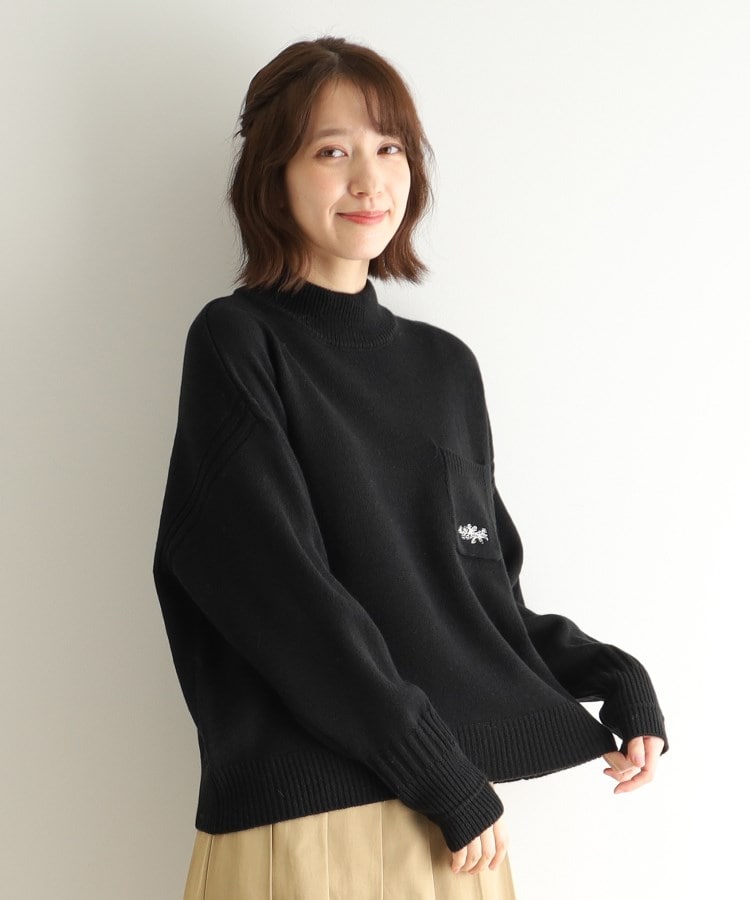 ローラアシュレイ(LAURA ASHLEY)の【ウール混／ブランブルロゴ／4colors】ポケット付き刺繍ニット ブラック(019)
