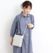 ローラアシュレイ(LAURA ASHLEY)の【牛革レザー／ショルダー長さ調節可】フラットバッグ シルバー(006)