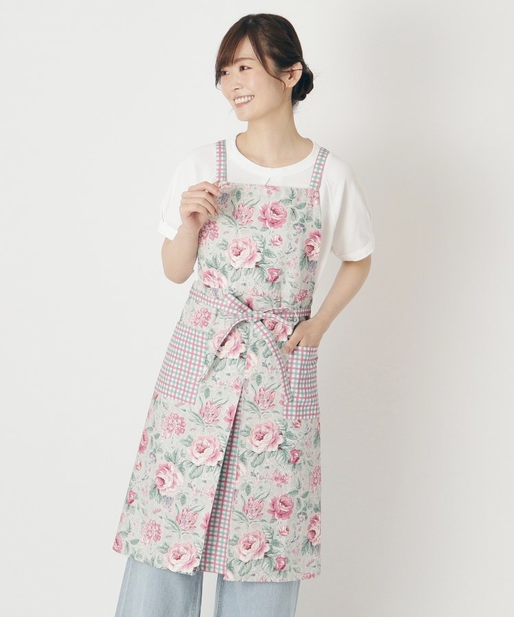 GIFTにおすすめ】ワイルド ローズ柄 エプロン(エプロン・その他 GIFTにおすすめ】ワイルド ローズ柄 エプロン(エプロン・その他