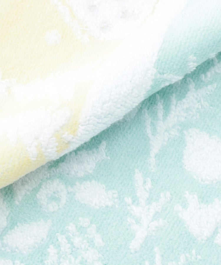 ローラアシュレイホーム(LAURA ASHLEY HOME)の【WINTER/お配りギフトにおすすめ！】リス刺繍 タオルハンカチ3