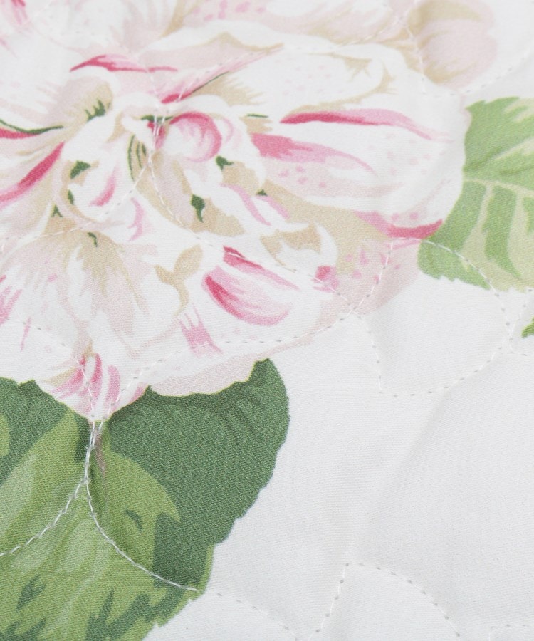 ローラアシュレイホーム(LAURA ASHLEY HOME)のカミール柄 キルトマルチカバー 140×100cm3