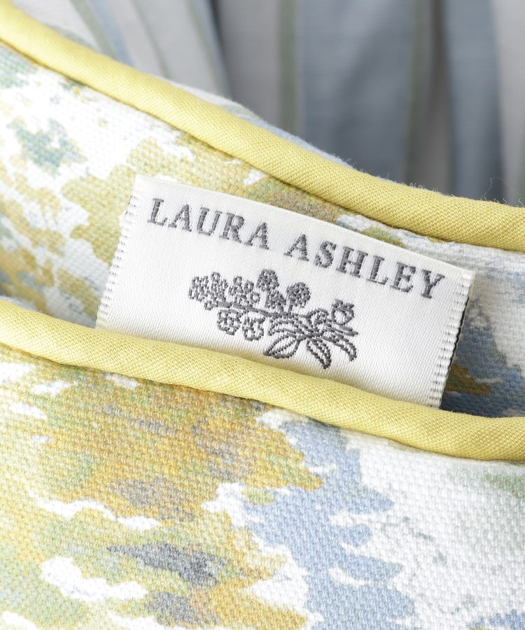 ローラアシュレイホーム(LAURA ASHLEY HOME)のバーンウッド柄 ロールクッション6