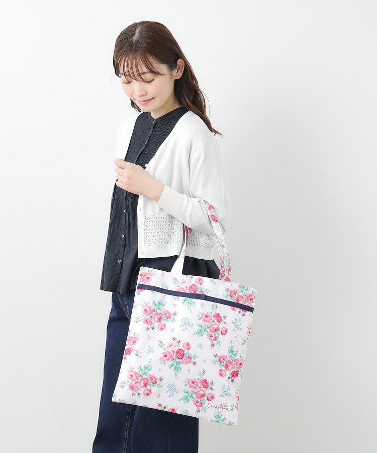 Laura Ashley(ローラ アシュレイ)の通販 | バッグ・財布・小物 Laura Ashley(ローラ アシュレイ)の通販 | バッグ・財布・小物