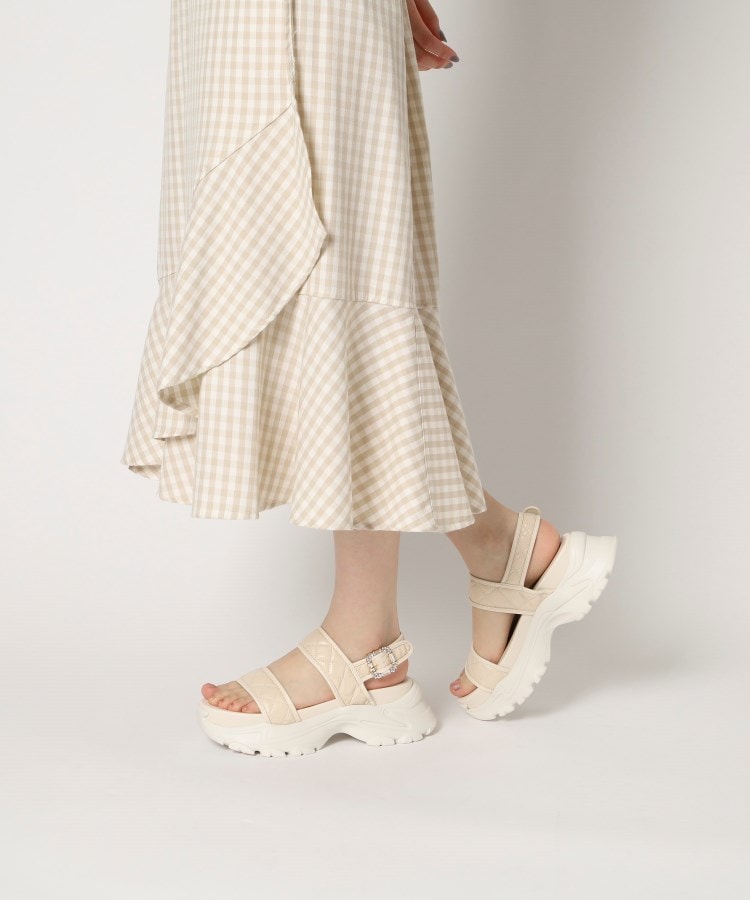 エスペランサ(ESPERANZA)の厚底キルティングスポサン 24SS22
