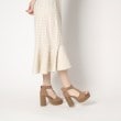 エスペランサ(ESPERANZA)のTストラップスクエアサンダル 24SS31