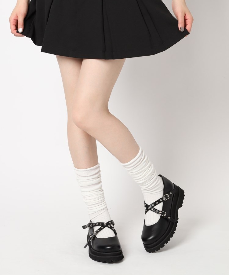 グロメットクロスストラップスニーカー（スニーカー