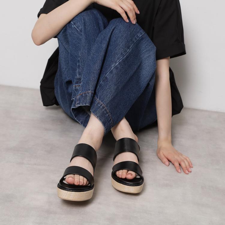 エスペランサ(ESPERANZA)のラメラインウェッジミュール サンダル・ミュール