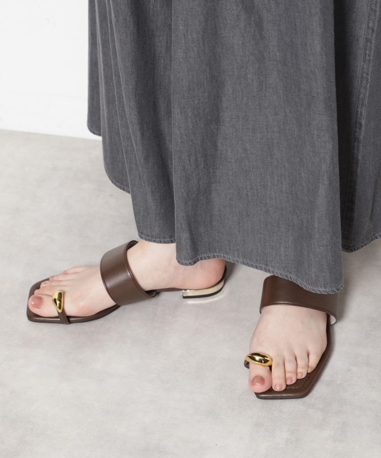 エスペランサ(ESPERANZA)のゴールドリングトングフラットサンダル18