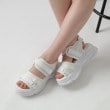 シーエス ティーアンドピー(csT&P)の厚底スポサン 24SS39