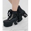 シーエス ティーアンドピー(csT&P)の厚底ハトメレースアップヒールブーツ 24SS14