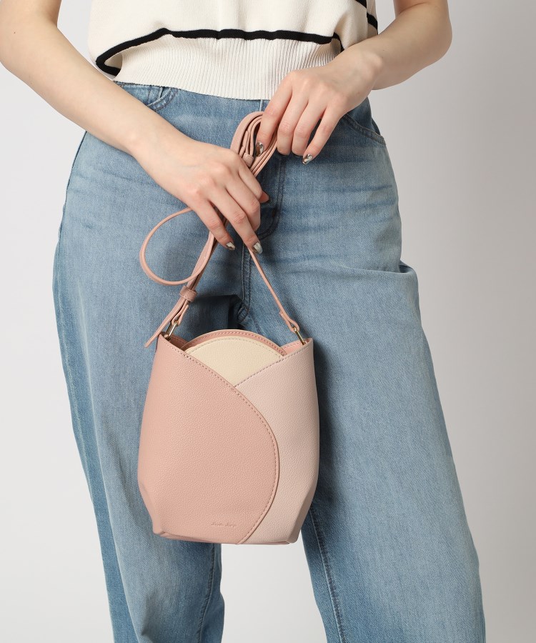 チューリップモチーフミニショルダー(ショルダーバッグ チューリップモチーフミニショルダー(ショルダーバッグ