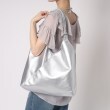 オーバー タッシェ(Ober Tashe)の合皮VカットA4トート22