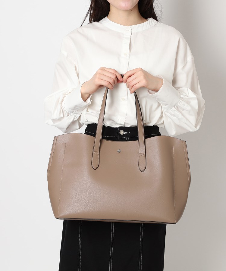 オーバー タッシェ(Ober Tashe)のかるいかばんPU A4トート17