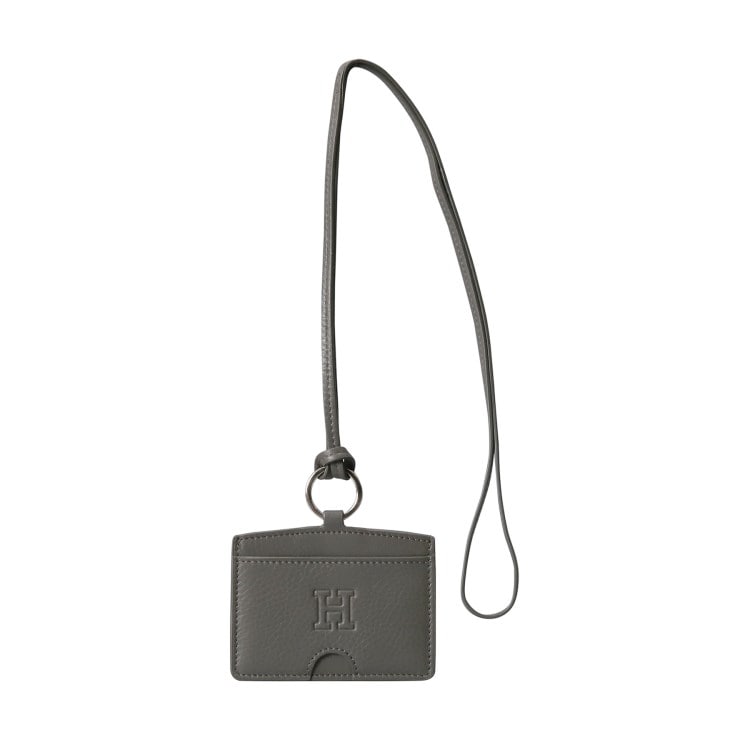 ヒロフ(HIROFU)の【アクセサリー】パスケース （ストラップ付き） レザー 本革（商品番号：P25-50013） その他