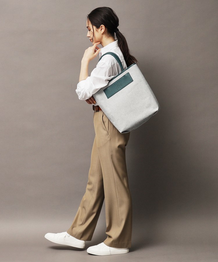 ヒロフ(HIROFU)の【チェスタキャンバス】レザーコンビ トートバッグ L 本革 A4サイズ（商品番号：P25-39419）27