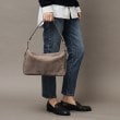 ヒロフ(HIROFU)の【アルタレーナ】ヌバック レザーショルダーバッグ M 本革（商品番号：P25-38401）15