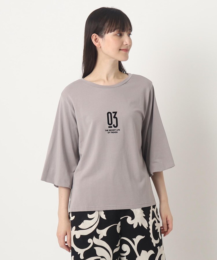 ザンパ(ZAMPA)の【春も着られる】フロッキープリントバルーンスリーブTシャツ ライトグレー(011)