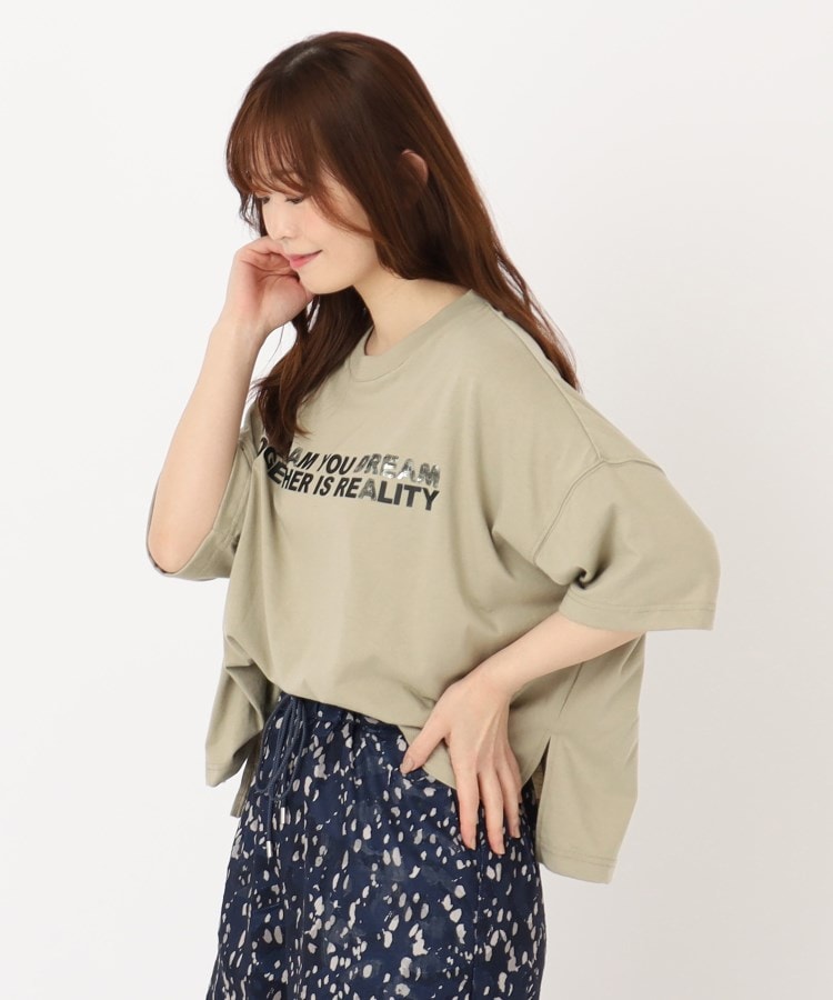 五分袖】スパンコール使いロゴワイドTシャツ(Tシャツ 五分袖】スパンコール使いロゴワイドTシャツ(Tシャツ