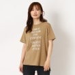 ザンパ(ZAMPA)のフロッキーロゴベーシックTシャツ ベージュ(052)