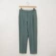 オフプライスストア(ウィメン)(OFF PRICE STORE(Women))のJeunne garcon（ジュンヌ ギャルソン） ウエストゴムタック入りテーパードパンツ グリーン(022)
