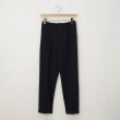 オフプライスストア(ウィメン)(OFF PRICE STORE(Women))のJeunne garcon（ジュンヌ ギャルソン） ウエストゴムタック入りテーパードパンツ ネイビー(093)