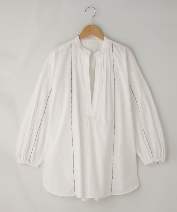オフプライスストア(ウィメン)(OFF PRICE STORE(Women))のLEMELANGE(ル・メランジュ） 刺繍入りシャツ オフホワイト(003)