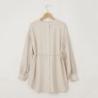 オフプライスストア(ウィメン)(OFF PRICE STORE(Women))のhunch（ハンチ） 2WAYスリット入りブラウス ライトベージュ(051)