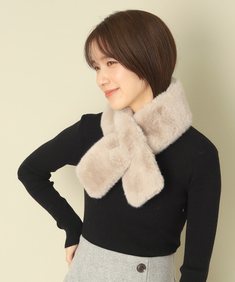 ５５％以上節約 ドリスヴァンノッテン16aw フェイクファーストール 小物