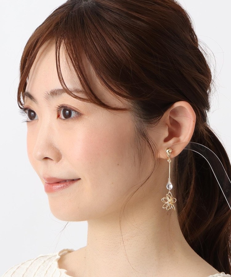 イッツデモ(ITS' DEMO)のワイヤー花×キュービックイヤリング6