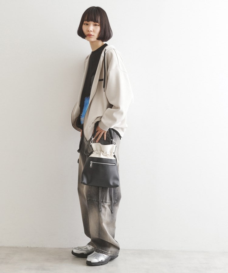 ティーケー タケオ キクチ(レディース)(tk.TAKEO KIKUCHI(Ladies))のADAMPATEK 別注 アソート巾着ショルダーバッグ アイボリー(504)